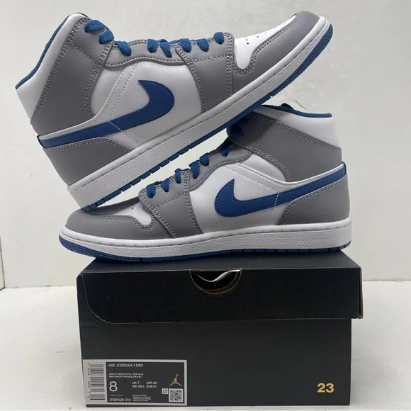 Nike Air Jordan 1 Retro Mid “True Blue/Cement Grey” 2023